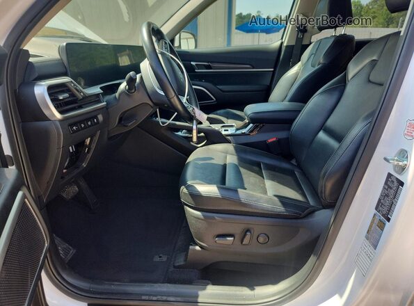 5XYP6DGC8SG589350 2025 KIA TELLURIDE Белый Вид салона спереди