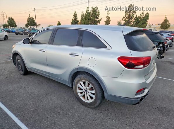 5XYPG4A30KG582303 2019 KIA SORENTO Silver Tył lewy