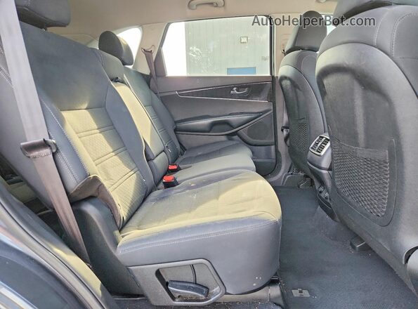 5XYPGDA52LG619984 2020 KIA SORENTO Gray უკანა სალონის ხედი