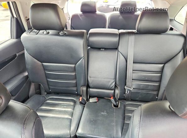 5XYPHDA56KG463931 2019 KIA SORENTO Белый Вид задних сидений