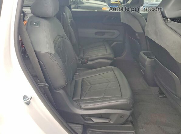 5XYPLESA3VG023900 2027 KIA TELLURIDE White Вид задньої частини салону