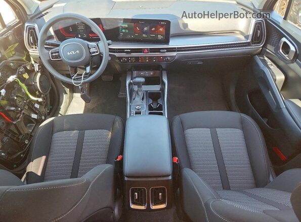 5XYRG4JC9SG404589 2025 KIA SORENTO Черный Вид панели приборов