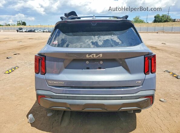 5XYRKDJF2RG262783 2024 KIA SORENTO Silver Հետևի տեսք