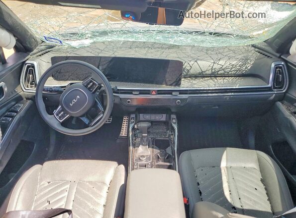 5XYRKDJF2RG262783 2024 KIA SORENTO Silver Առջևի վահանակի տեսք