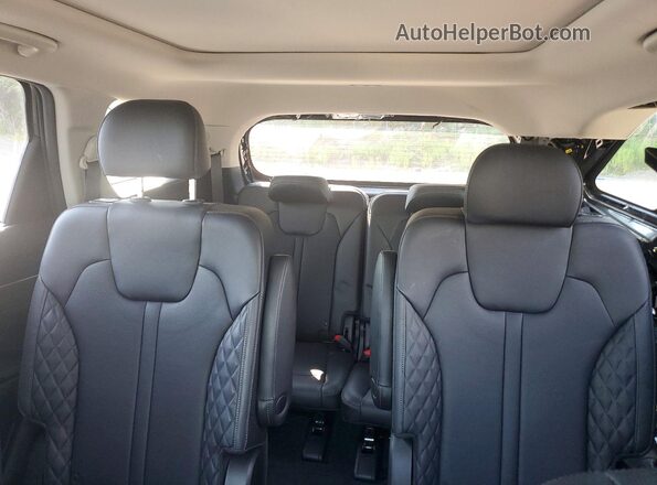 5XYRKDLF0PG241070 2023 KIA SORENTO Gray Rear seats view