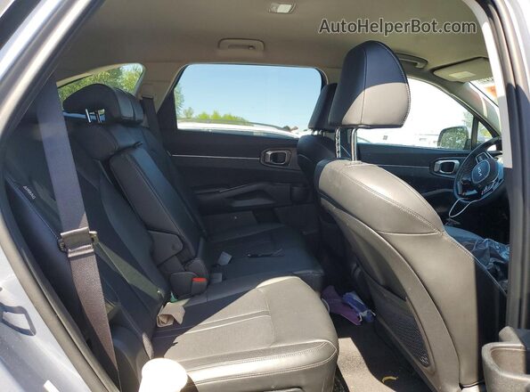 5XYRLDJC2RG261765 2024 KIA SORENTO Silver Rear interior view