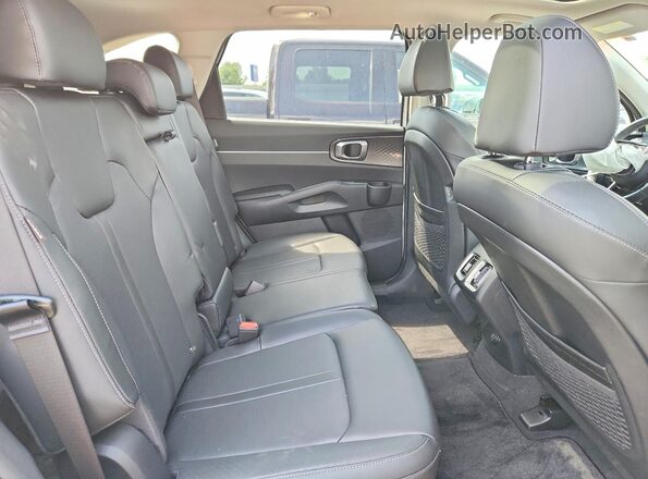 5XYRLDJC8SG353369 2025 KIA SORENTO White უკანა სალონის ხედი