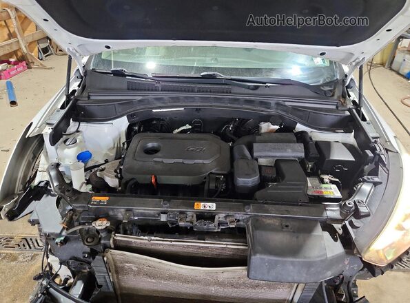 5XYZTDLB1HG389742 2017 HYUNDAI SANTA White Engine compartment view
