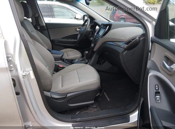 5XYZUDLB8HG385443 2017 HYUNDAI SANTA FE SPORT Silver Вид салону спереду