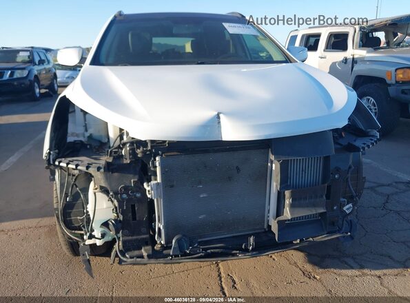 5XYZW4LA5HG436883 2017 HYUNDAI SANTA FE SPORT White Widok z przodu