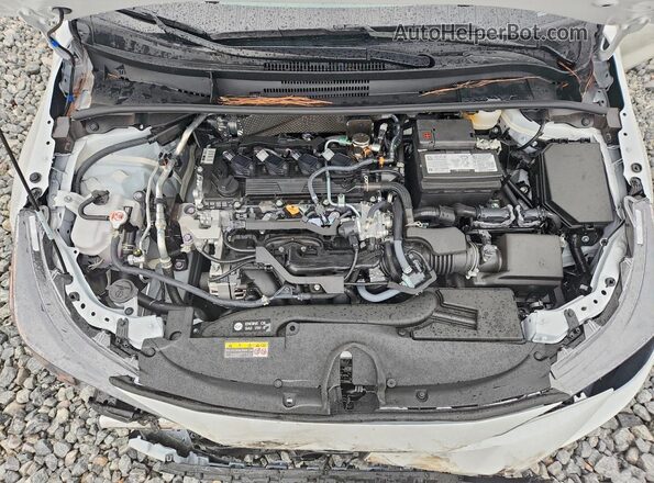 5YFB4MDE1TP463625 2026 TOYOTA COROLLA White Вид задньої частини салону