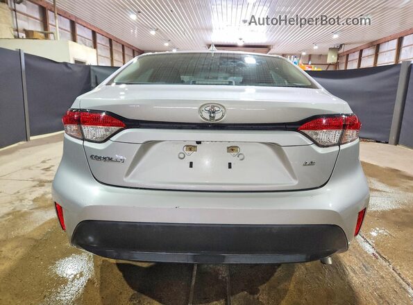 5YFB4MDE2SP248642 2025 TOYOTA COROLLA Silver Widok z tyłu