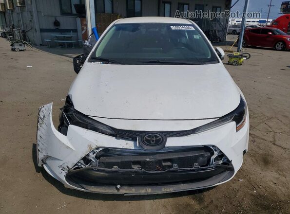 5YFB4MDE3RP136958 2024 TOYOTA COROLLA Белый Вид спереди
