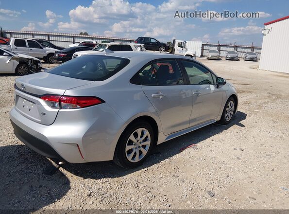 5YFB4MDE3RP156451 2024 TOYOTA COROLLA Silver Задня права чверть