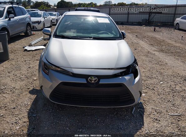 5YFB4MDE3RP156451 2024 TOYOTA COROLLA Silver Вид задньої частини салону