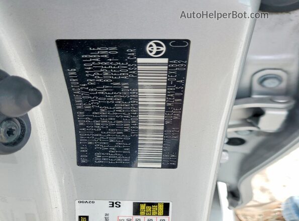 5YFB4MDE4RP197896 2024 TOYOTA COROLLA Silver Widok naklejki z numerem VIN