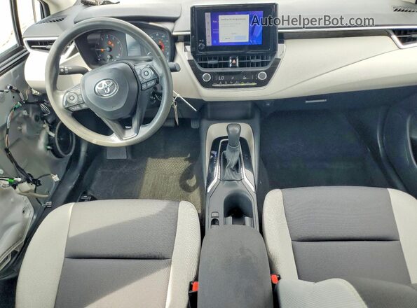 5YFB4MDE4RP197896 2024 TOYOTA COROLLA Silver Widok deski rozdzielczej