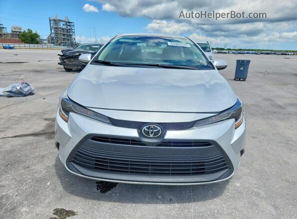 5YFB4MDE5TP368534 2026 TOYOTA COROLLA Серебряный Вид спереди