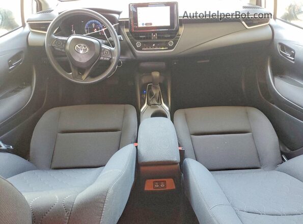 5YFB4MDE5TP407381 2026 TOYOTA COROLLA Silver წინა პანელის ხედი