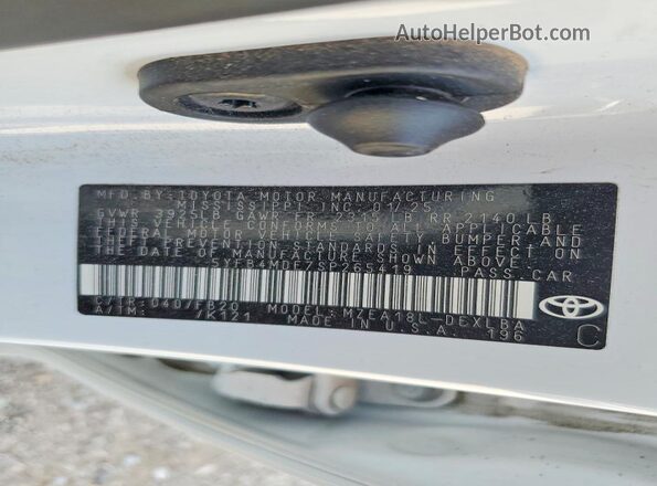 5YFB4MDE7SP265419 2025 TOYOTA COROLLA White Շարժիչի բաժամունքի տեսք