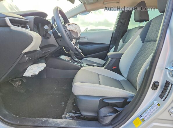 5YFB4MDE8SP262187 2025 TOYOTA COROLLA Серебряный Вид салона спереди