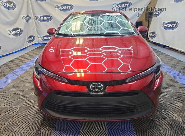 5YFB4MDE9TP418738 2026 TOYOTA COROLLA Бордовый Вид спереди