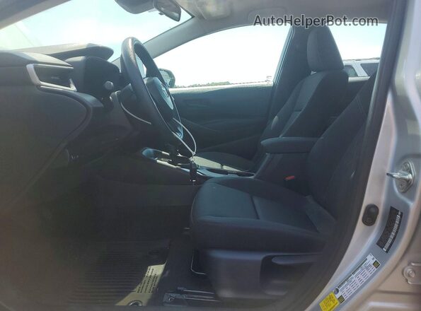 5YFB4MDEXSP354370 2025 TOYOTA COROLLA Silver Widok wnętrza z przodu