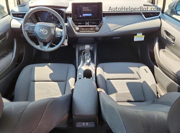 5YFB4MDEXTP387970 2026 TOYOTA COROLLA Серебряный Вид панели приборов
