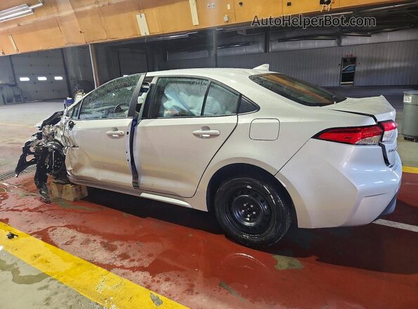 5YFB4MDEXTP471903 2026 TOYOTA COROLLA Silver Tył lewy
