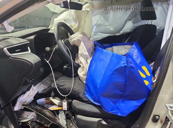 5YFB4MDEXTP471903 2026 TOYOTA COROLLA Silver Widok wnętrza z przodu