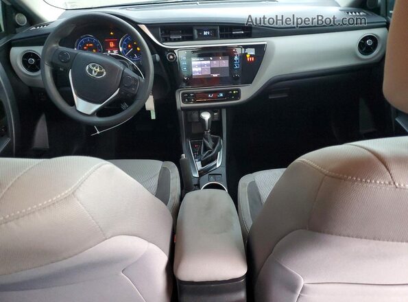 5YFBURHE1JP847666 2018 TOYOTA COROLLA White Вид панелі приладів