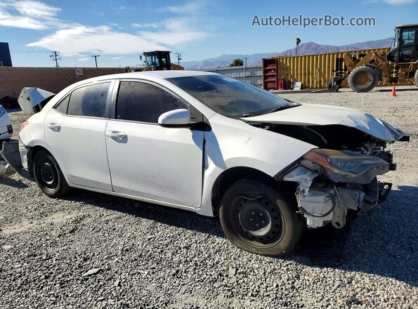 5YFBURHE2HP670975 2017 TOYOTA COROLLA White Front right