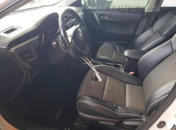 5YFBURHE8GP492505 2016 TOYOTA COROLLA White Widok wnętrza z przodu