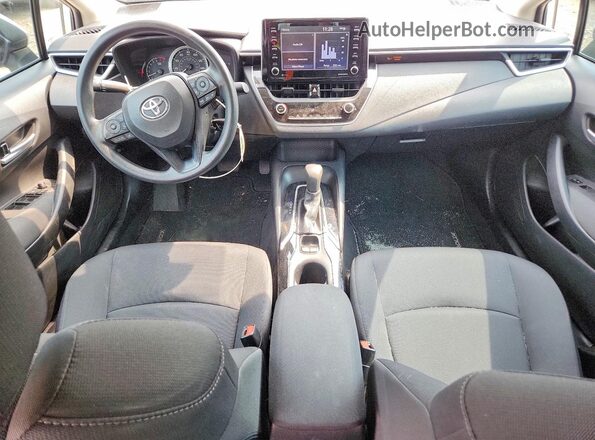 5YFEPMAE1MP264066 2021 TOYOTA COROLLA Silver Widok deski rozdzielczej