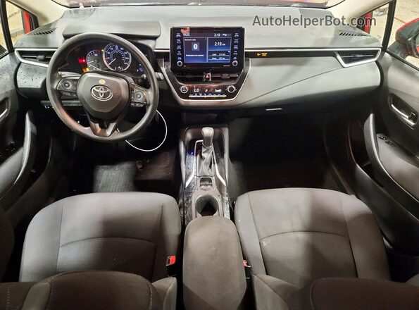 5YFEPMAE3MP188933 2021 TOYOTA COROLLA Red Вид панелі приладів