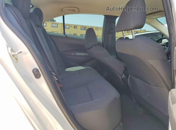 5YFEPMAE6MP151164 2021 TOYOTA COROLLA White Widok tylnych siedzeń