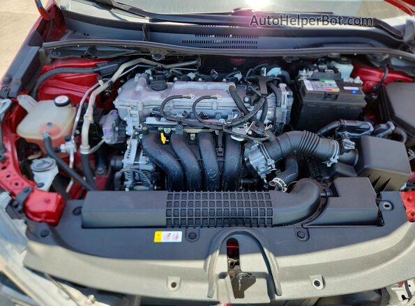 5YFEPMAE8MP185767 2021 TOYOTA COROLLA Red Widok wnętrza z tyłu