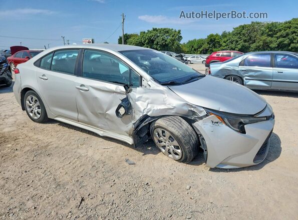 5YFEPRAE4LP099481 2020 TOYOTA COROLLA Silver Front right