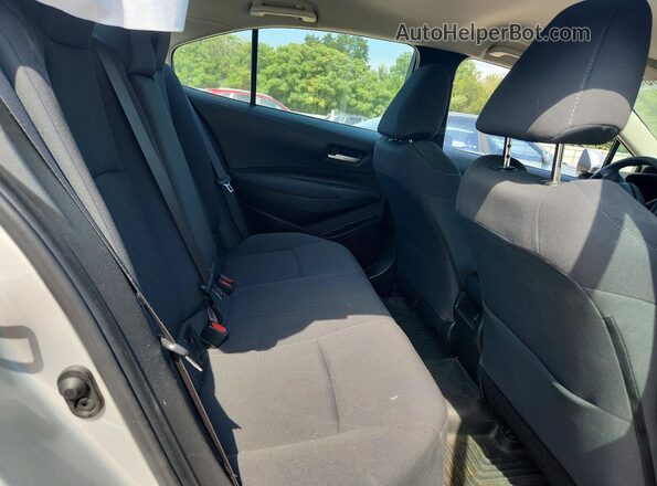 5YFEPRAE4LP099481 2020 TOYOTA COROLLA Silver Rear seats view
