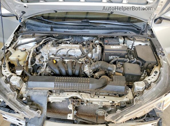 5YFEPRAE4LP118238 2020 TOYOTA COROLLA Silver Widok wnętrza z tyłu