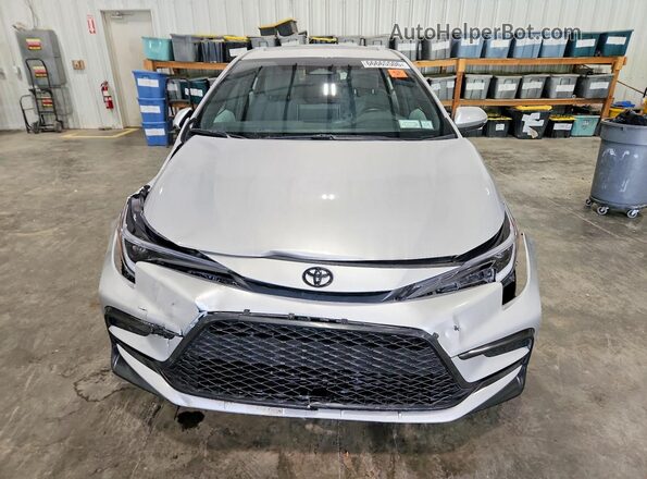 5YFP4MCE6SP217658 2025 TOYOTA COROLLA Silver Widok z przodu