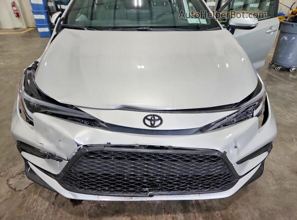 5YFP4MCE6SP217658 2025 TOYOTA COROLLA Silver Widok wnętrza z tyłu