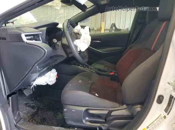 5YFS4MCE1RP216437 2024 TOYOTA COROLLA Белый Вид салона спереди