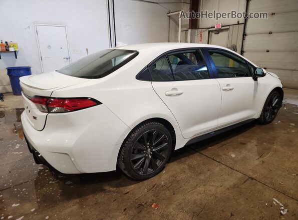 5YFS4MCE2RP191158 2024 TOYOTA COROLLA White 