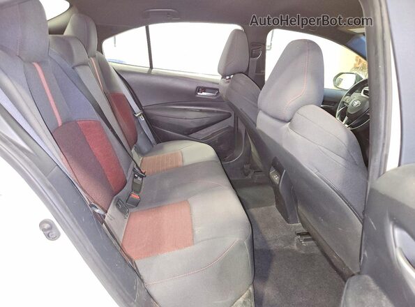 5YFS4MCE2RP191158 2024 TOYOTA COROLLA White Widok tylnych siedzeń