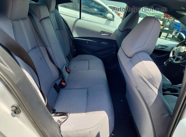 5YFS4MCE2TP271180 2026 TOYOTA COROLLA Silver Հետևի նստատեղերի տեսք