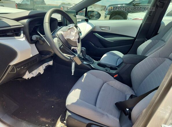5YFS4MCE2TP271180 2026 TOYOTA COROLLA Silver Սալոնի դիմացի տեսք