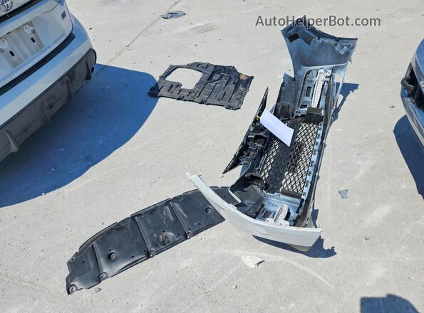 5YFS4MCE6TP280335 2026 TOYOTA COROLLA White Вид підкапотного простору