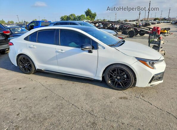 5YFS4MCE9MP070040 2021 TOYOTA COROLLA Белый Передняя правая четверть
