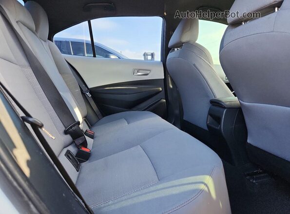 5YFS4MCE9MP070040 2021 TOYOTA COROLLA Белый Вид задних сидений